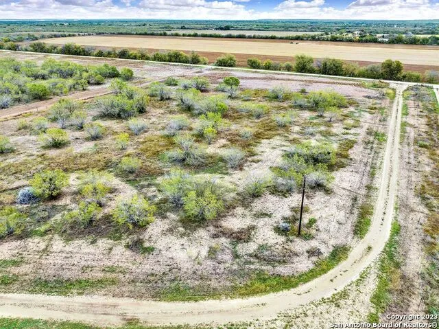 2049 County Road 451 Hondo, TX 78861
